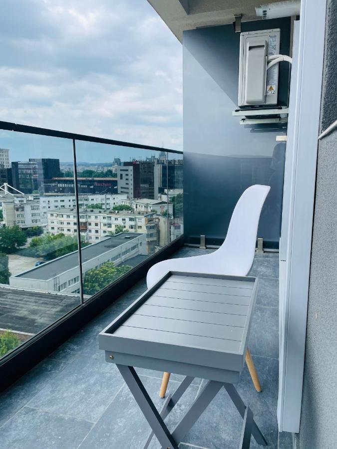 Q Royal Apartment - Palas Center Яссы Экстерьер фото